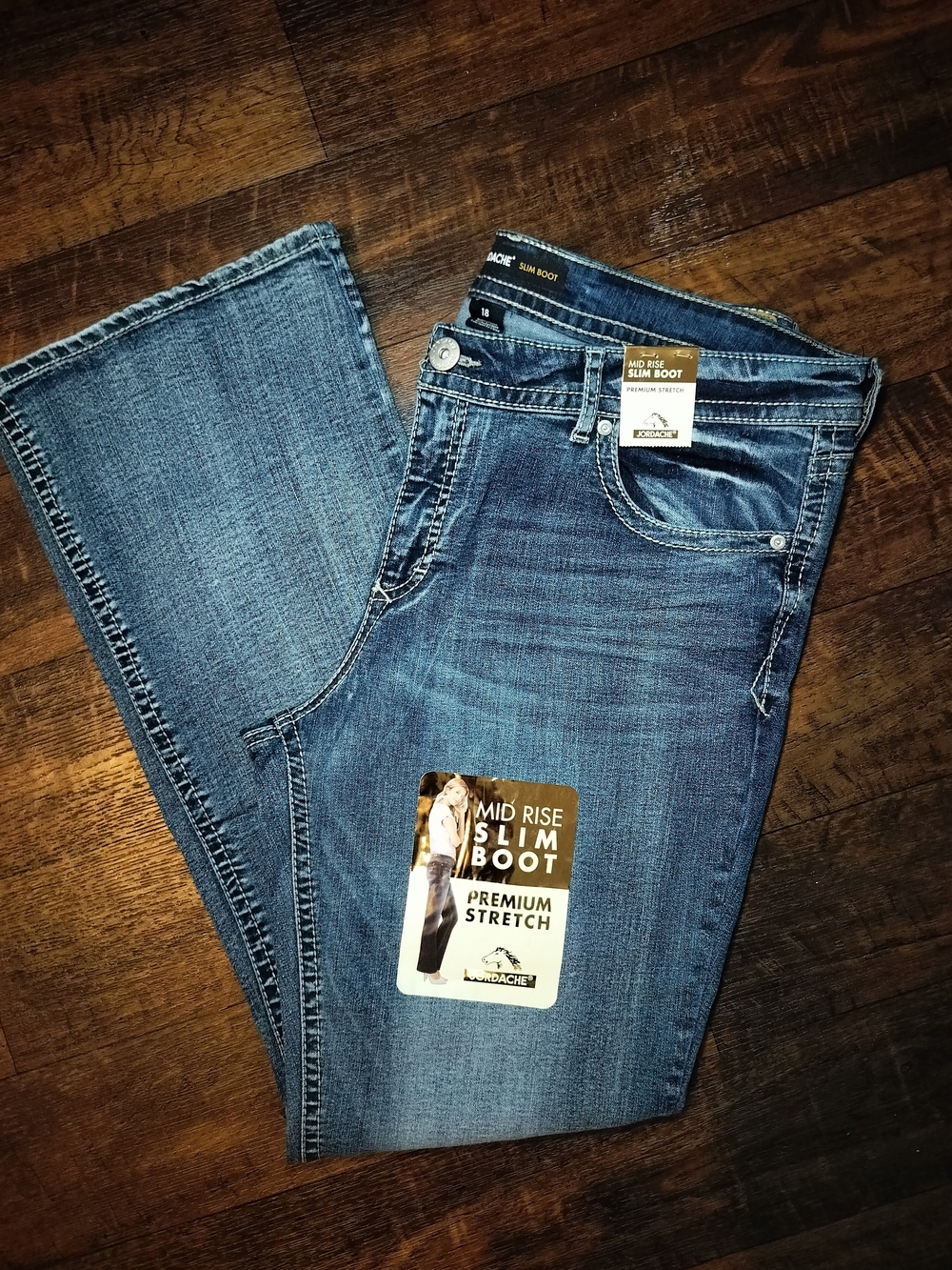 Jordache Mid Rise Slim Boot Jeans Women's Size 18  Premium Stretch Blue New.